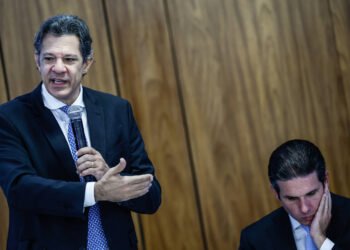 Motta precisa parar o paraíso fiscal à brasileira – 21/03/2025 – Adriana Fernandes