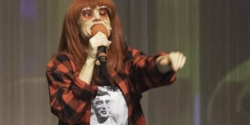 Espetáculo Rita Lee no Teatro Porto: veja detalhes – 20/03/2025 – Mise-en-scène