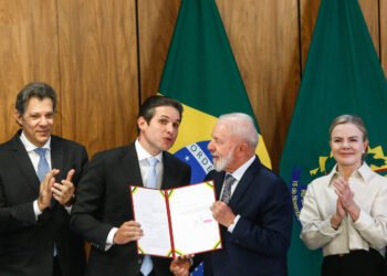 IR sobre estrangeiros dará reforço extra de R$ 9 bi a Lula – 19/03/2025 – Mercado