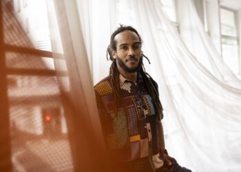 É preciso lidar com racismo na crise climática, diz autor – 27/03/2025 – Ambiente