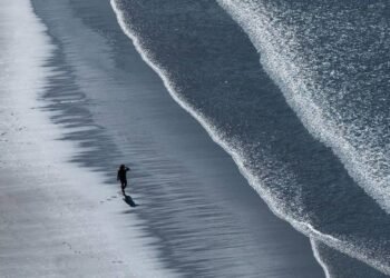 Entenda a diferença entre solidão e solitude – 21/03/2025 – Equilíbrio