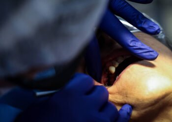 Colgate Total: clientes relatam alergia a nova fórmula – 21/03/2025 – Mercado