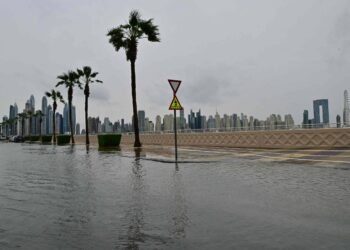 Mudança climática e microplásticos ameaçam rios e oceanos – 21/03/2025 – Ambiente