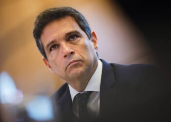 Campos Neto: bancos tradicionais enfrentam ‘disrupção’ – 21/03/2025 – Mercado