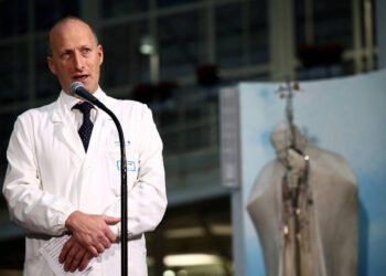 Recuperação de papa foi ‘como um milagre’, diz médico – 25/03/2025 – Mundo