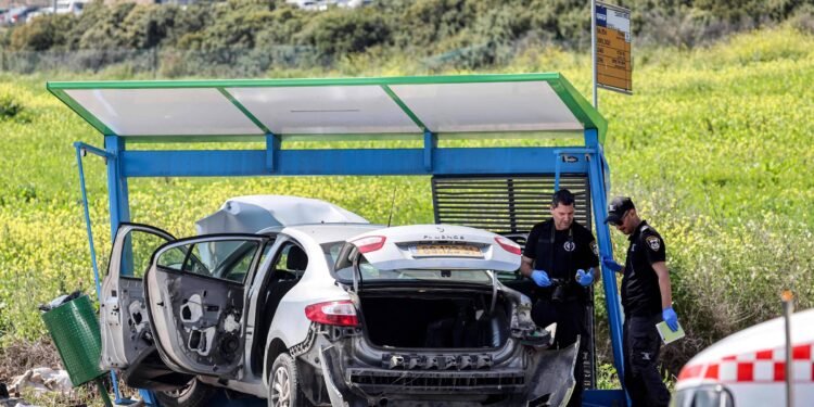 Israel: Motorista é morto após ataque a ponto de ônibus – 24/03/2025 – Mundo