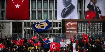 Turquia já prendeu 1.133 em atos pró-prefeito de Istambul – 24/03/2025 – Mundo