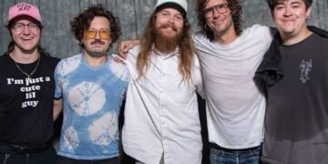 Lollapalooza anuncia nova banda após cancelamento – 24/03/2025 – Ilustrada