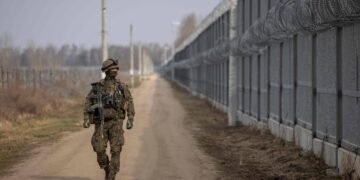 Imigrantes arriscam a vida em rota por floresta europeia – 25/03/2025 – Mundo