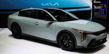 Kia K4 é sedã futurista de preço acessível nos EUA; veja – 24/03/2025 – Mercado