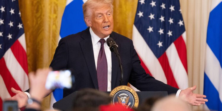 Vazamento de mensagens não se mostrou grave, diz Trump – 25/03/2025 – Mundo