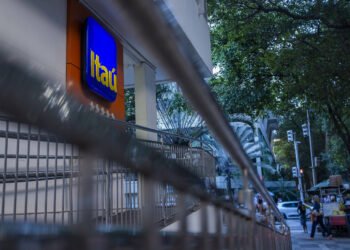 Itaú entra com nova ação contra ex-diretor financeiro – 26/03/2025 – Mercado
