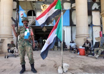 Sudão: Exército toma aeroporto de Cartum de paramilitares – 26/03/2025 – Mundo