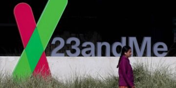 Clientes da 23andMe são incentivados a excluir dados – 26/03/2025 – Mercado