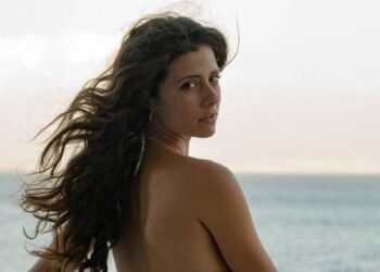 Parthenope é filme brega de diretor que queria ser Fellini – 27/03/2025 – Ilustrada