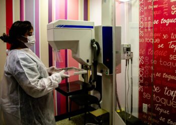 Câncer de mama: planos devem rastrear a partir dos 40 anos – 26/03/2025 – Equilíbrio e Saúde