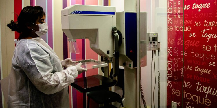 Câncer de mama: planos devem rastrear a partir dos 40 anos – 26/03/2025 – Equilíbrio e Saúde