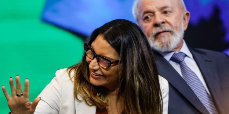 Janja e Brigitte Macron se encontram em Paris – 27/03/2025 – Mundo