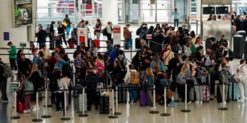 Viagem para EUA: direitos ao passar pela imigração – 27/03/2025 – Turismo