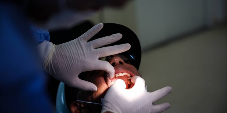 Creme dental da Colgate é interditado pela Anvisa – 27/03/2025 – Mercado