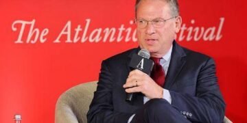 BBC entrevista jornalista que revelou vazamento de Trump – 27/03/2025 – Mundo