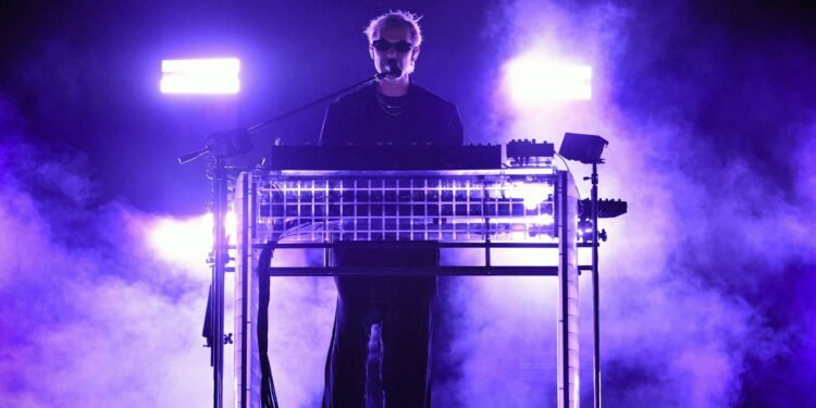 Rüfüs du Sol fica deslocado em Lollapalooza de pop – 28/03/2025 – Ilustrada