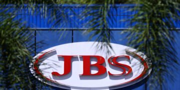JBS vai investir US$ 100 mi em fábricas no Vietnã – 29/03/2025 – Mercado