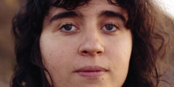 Quem é Sophia Chablau, que faz barulho no indie paulistano – 30/03/2025 – Ilustrada