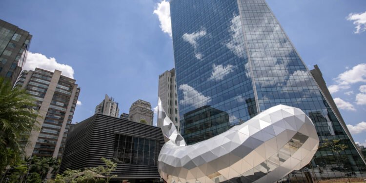 Canadenses chegam ao Brasil à procura de minerais críticos – 01/04/2025 – Mercado