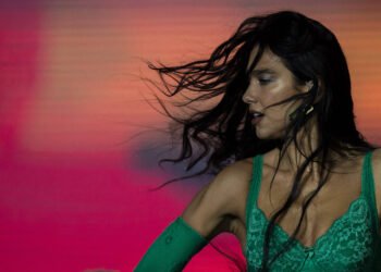 Dua Lipa fará shows em SP e no Rio em novembro – 01/04/2025 – Ilustrada