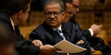 Advogados de denunciados se mobilizam contra abusos do STF – 01/04/2025 – Painel