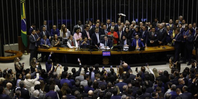 Congresso cede ao STF e individualiza emendas de comissão – 02/04/2025 – Poder
