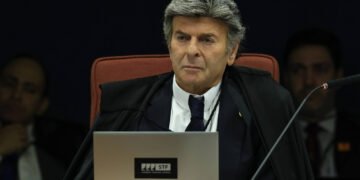 Fux gera incômodo no STF ao se descolar de Moraes – 01/04/2025 – Poder