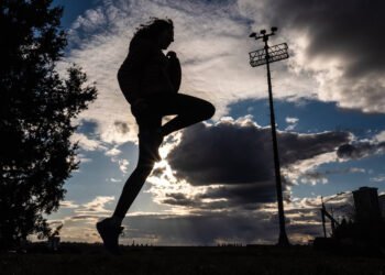 Skipping é um exercício físico que parece brincadeira – 01/04/2025 – Equilíbrio