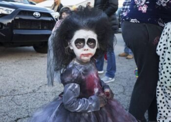 Podcast explora cidade de 5 mil habitantes da Pensilvânia – 02/04/2025 – Ilustrada