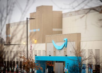 Amazon faz oferta para comprar TikTok nos EUA – 02/04/2025 – Mercado