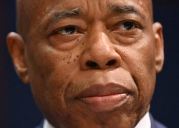 Juiz arquiva acusações contra prefeito de Nova York – 03/04/2025 – Mundo