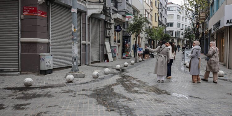 Turquia: Oposição a Erdogan organiza boicote ao comércio – 02/04/2025 – Mundo