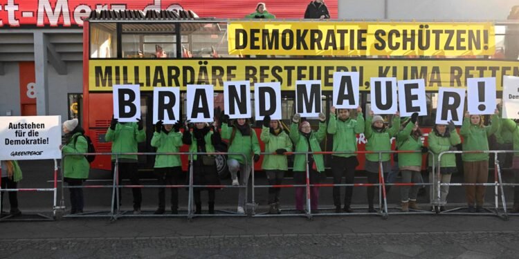 Muros contra a extrema direita – 02/04/2025 – Maria Hermínia Tavares